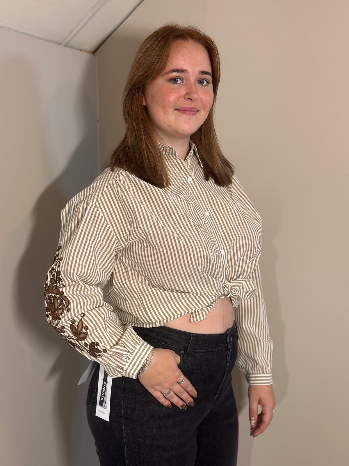Bruin gestreepte blouse met bloemenborduursel
